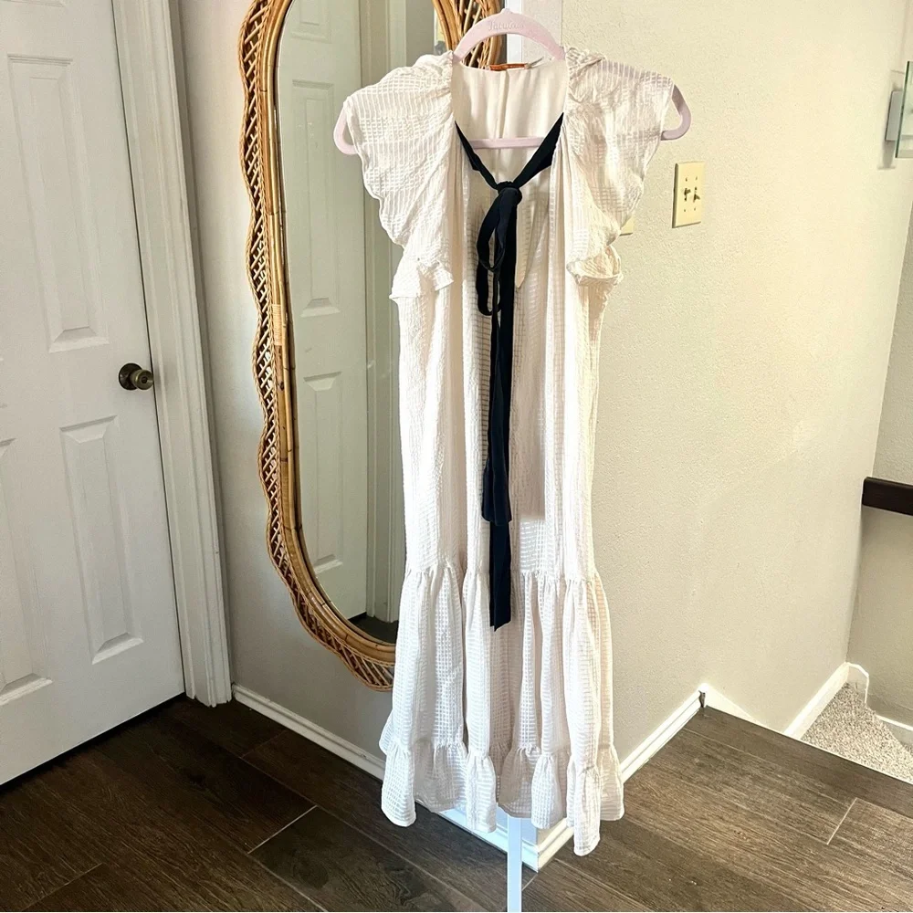 Tory Burch / RUNWAY Textured 100% Silk Georgette Bow Dress